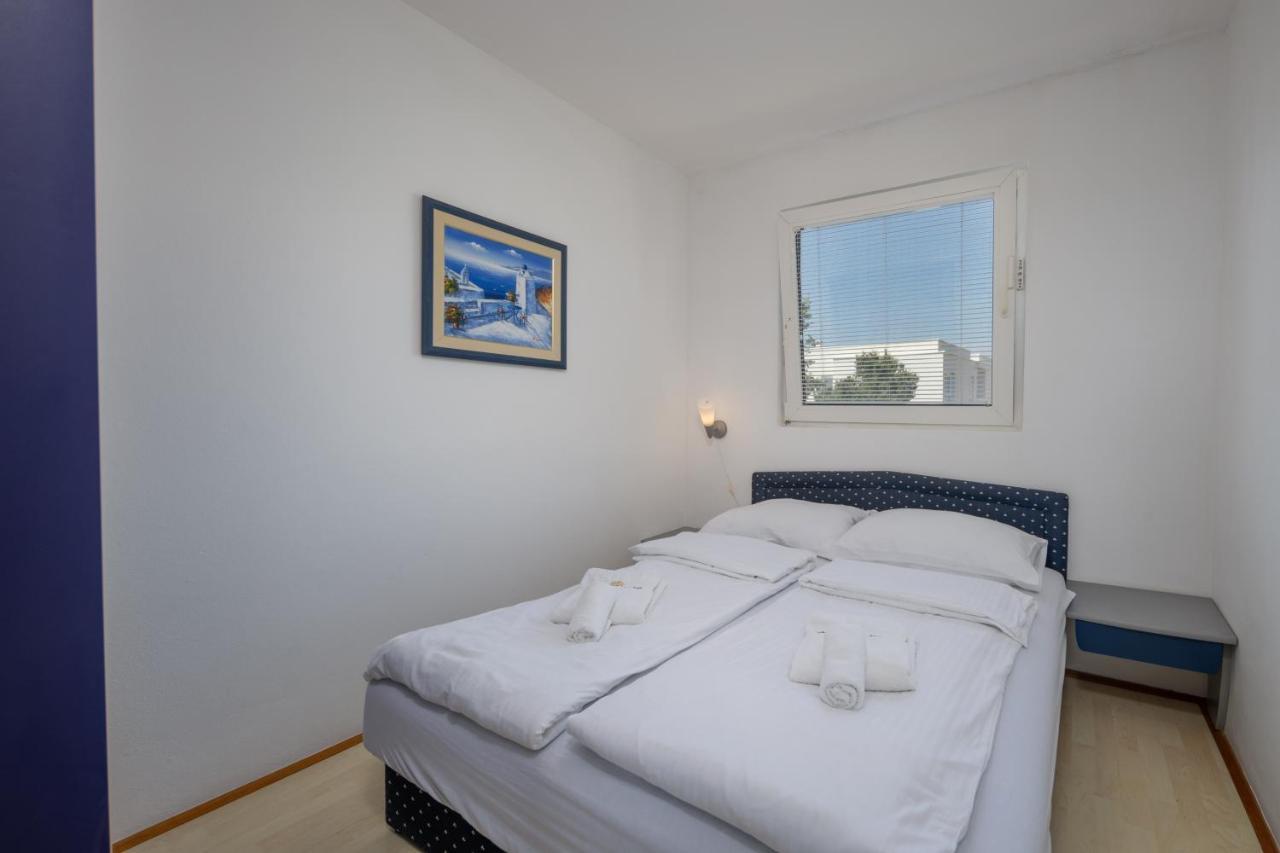 Apartments Jasna Privlaka  Exterior photo